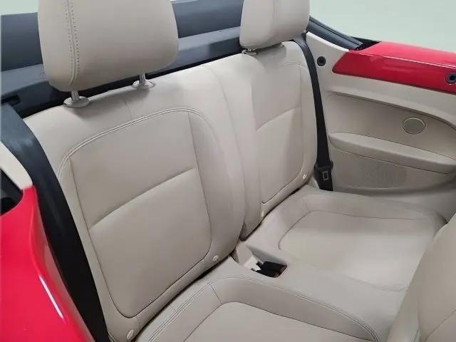 2013 Volkswagen Beetle 2.0L TDI