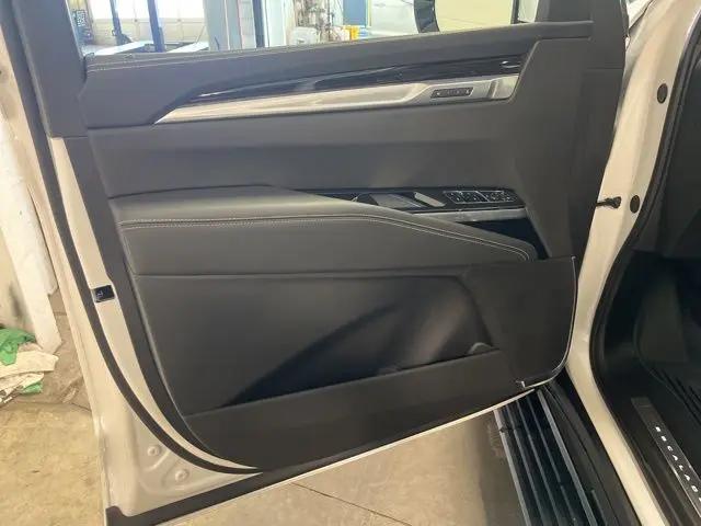 2025 Cadillac Escalade Premium Luxury