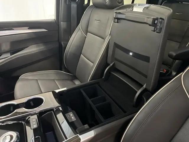2025 Cadillac Escalade Premium Luxury
