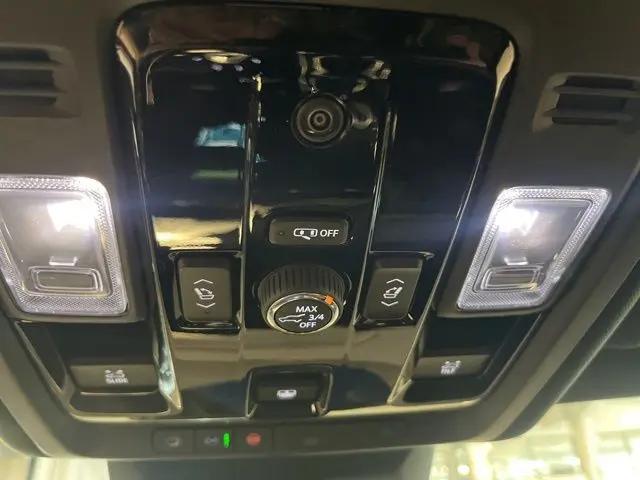 2025 Cadillac Escalade Premium Luxury