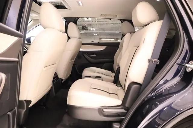 2025 Mazda X-90 Preferred Package