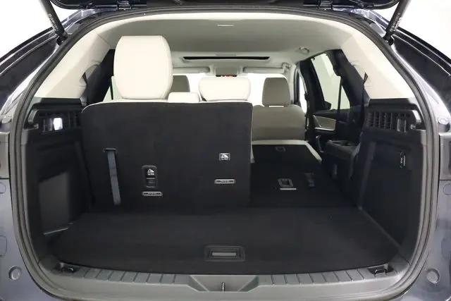 2025 Mazda X-90 Preferred Package