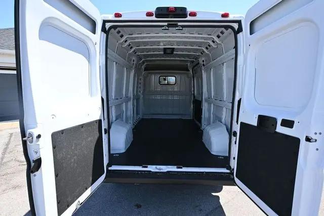 2026 Ram ProMaster 2500 Cargo Van Tradesman High Roof 159" WB w/Pass Seat