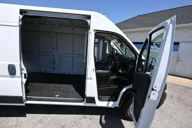 2026 Ram ProMaster 2500 Cargo Van Tradesman High Roof 159" WB w/Pass Seat