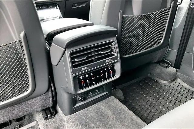 2025 Audi Q7 Premium Plus 45 TFSI quattro Tiptronic