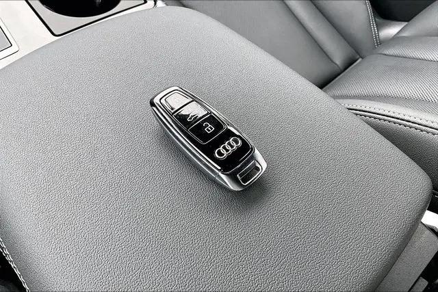 2025 Audi Q7 Premium Plus 45 TFSI quattro Tiptronic