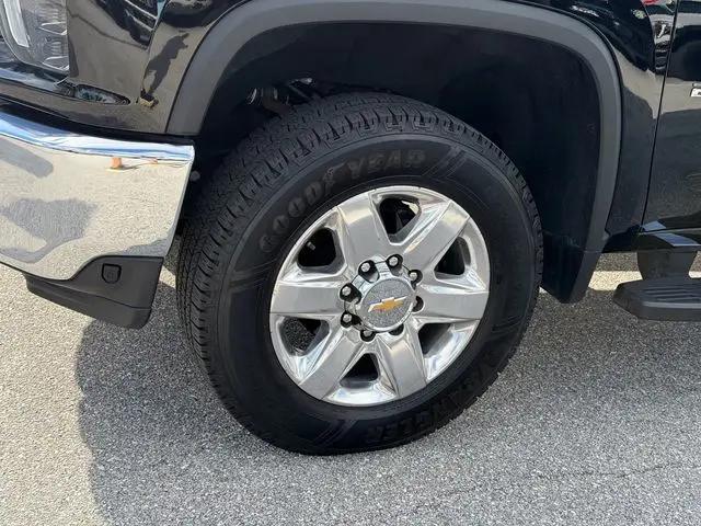 2022 Chevrolet Silverado 2500HD 2WD Crew Cab Standard Bed LTZ