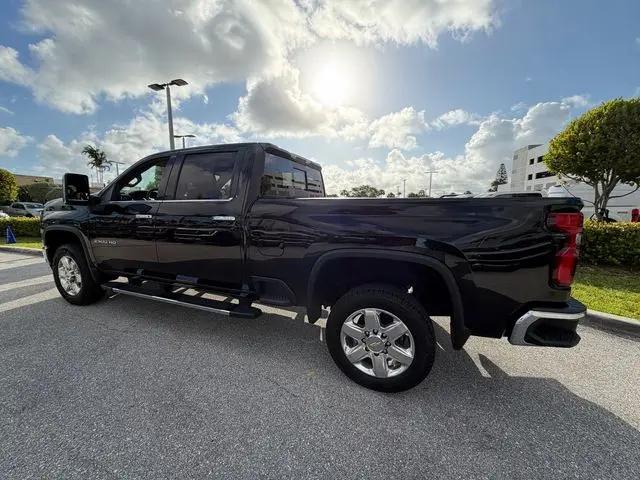 2022 Chevrolet Silverado 2500HD 2WD Crew Cab Standard Bed LTZ