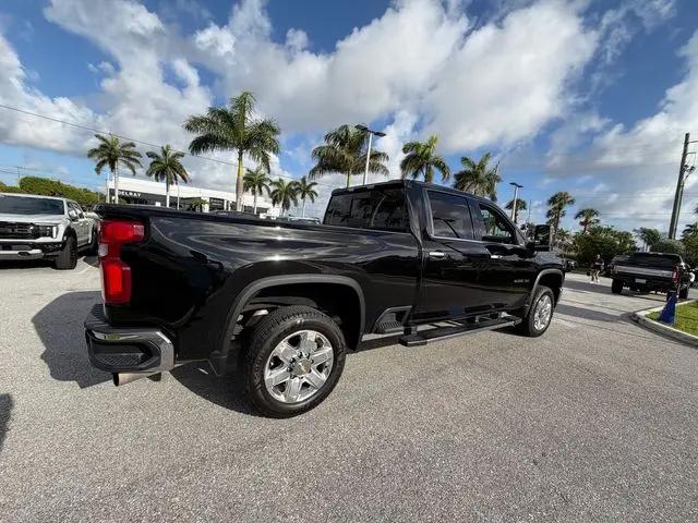 2022 Chevrolet Silverado 2500HD 2WD Crew Cab Standard Bed LTZ