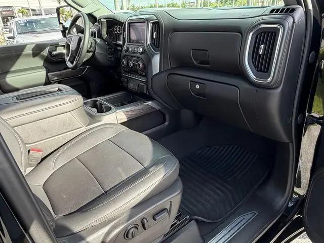 2022 Chevrolet Silverado 2500HD 2WD Crew Cab Standard Bed LTZ