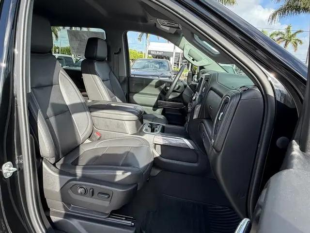 2022 Chevrolet Silverado 2500HD 2WD Crew Cab Standard Bed LTZ