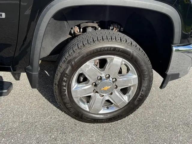 2022 Chevrolet Silverado 2500HD 2WD Crew Cab Standard Bed LTZ