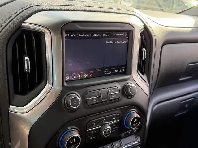 2022 Chevrolet Silverado 2500HD 2WD Crew Cab Standard Bed LTZ
