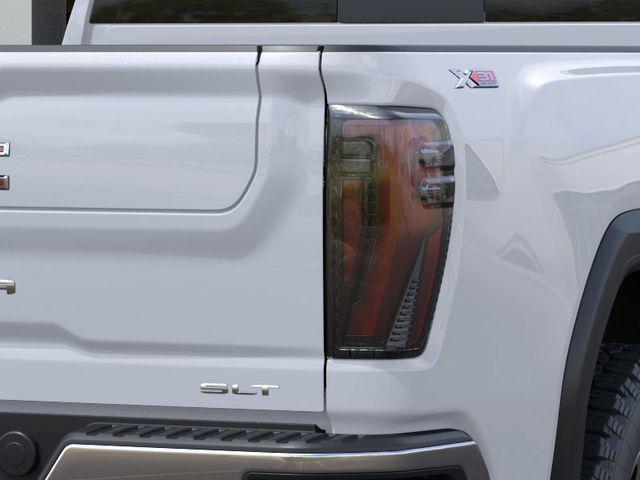 2026 GMC Sierra 2500HD Crew Cab, Standard Bed, SLT, 4WD