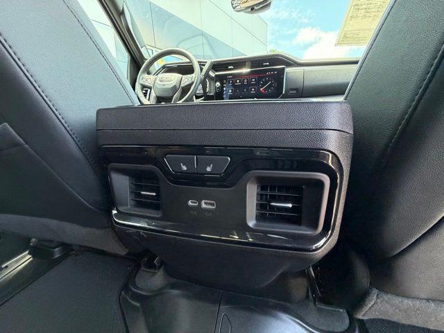 2024 GMC Sierra 2500HD 4WD Crew Cab Standard Bed AT4