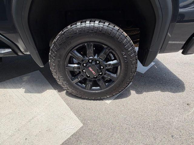 2024 GMC Sierra 2500HD 4WD Crew Cab Standard Bed AT4