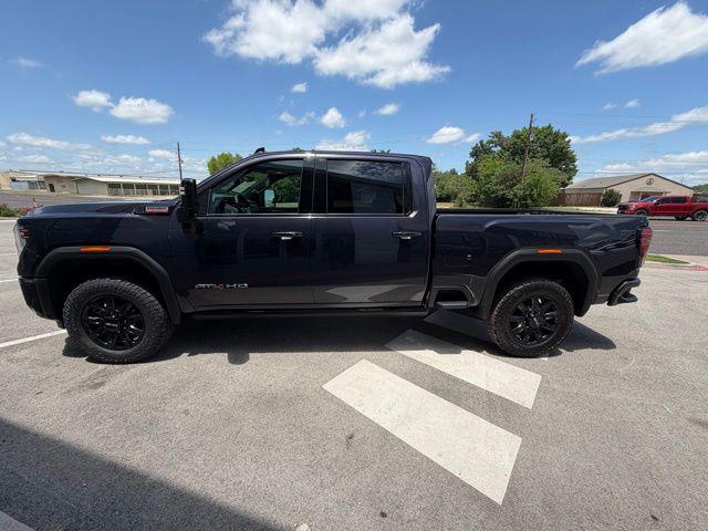 2024 GMC Sierra 2500HD 4WD Crew Cab Standard Bed AT4