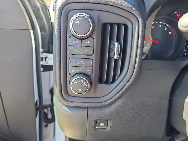 2026 Chevrolet Silverado 1500 4WD Crew Cab Short Bed Custom Trail Boss