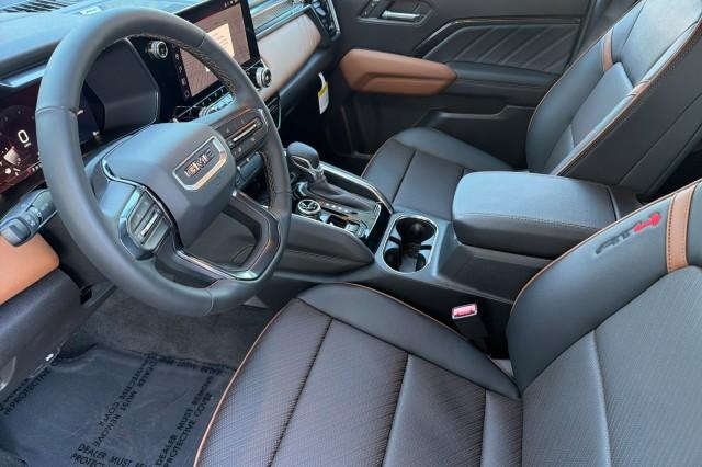 2026 GMC Canyon AT4, 4WD