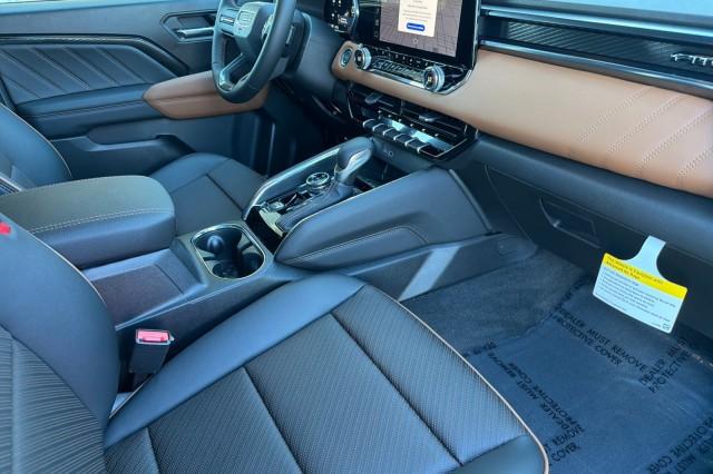 2026 GMC Canyon AT4, 4WD
