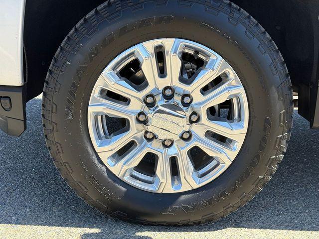 2021 GMC Sierra 3500HD 4WD Crew Cab Standard Bed Denali
