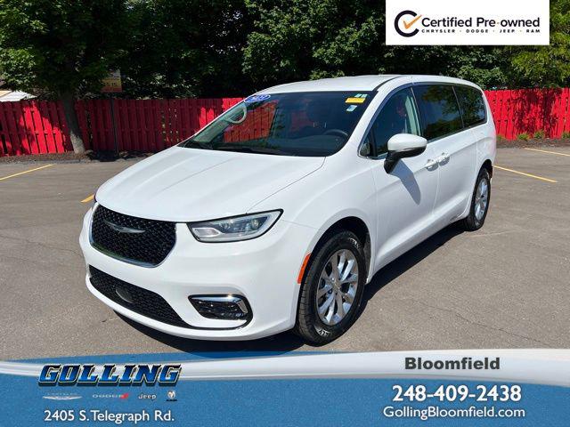 2023 Chrysler Pacifica Touring L AWD for sale in Bloomfield Hills, MI