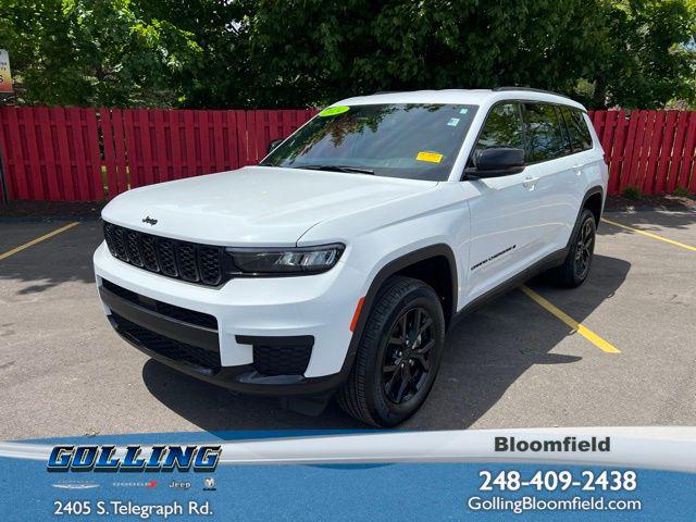 2024 Jeep Grand Cherokee L Altitude 4x4 for sale in Bloomfield Hills, MI