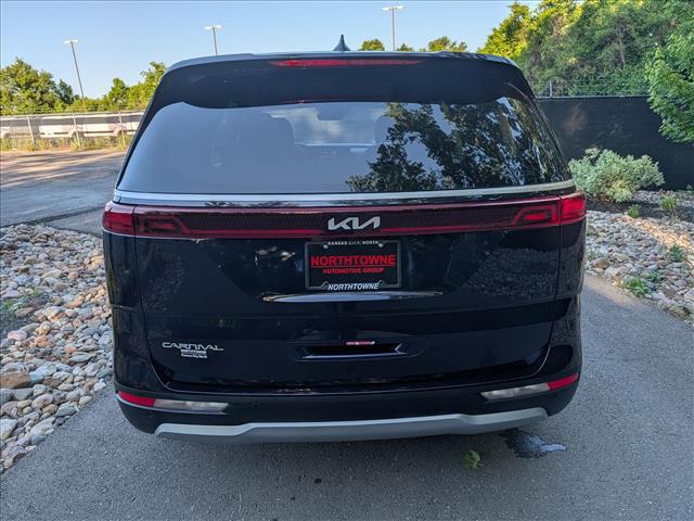2024 Kia Carnival MPV LX