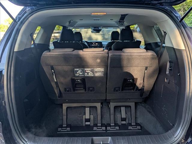 2024 Kia Carnival MPV LX