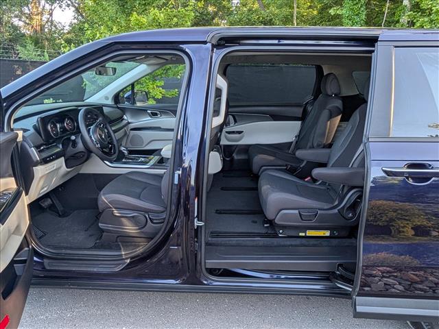 2024 Kia Carnival MPV LX