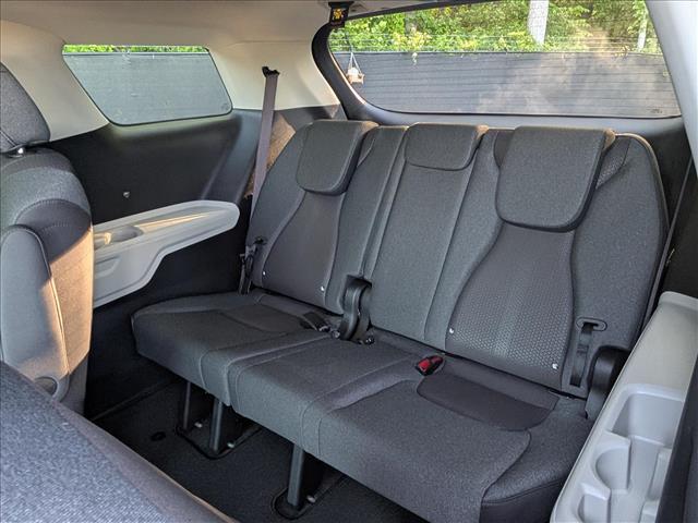 2024 Kia Carnival MPV LX