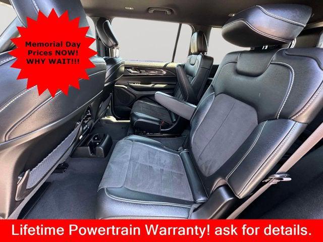 2023 Jeep Grand Cherokee L Altitude 4x4