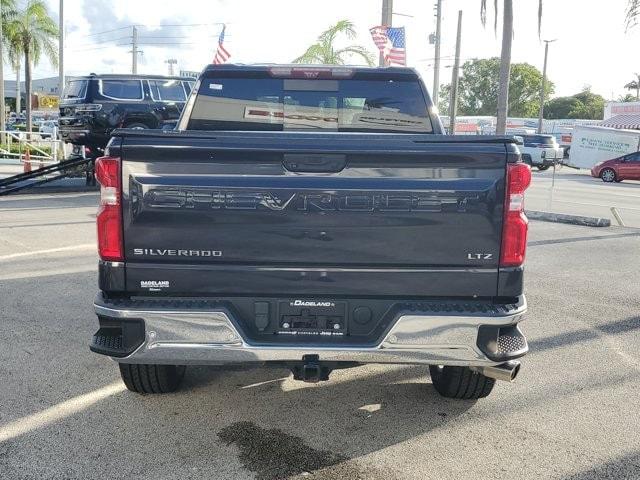 2022 Chevrolet Silverado 1500 2WD Crew Cab Short Bed LTZ