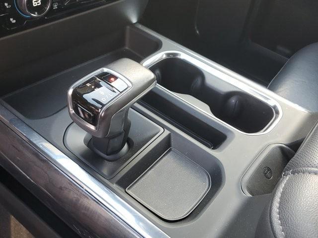 2022 Chevrolet Silverado 1500 2WD Crew Cab Short Bed LTZ