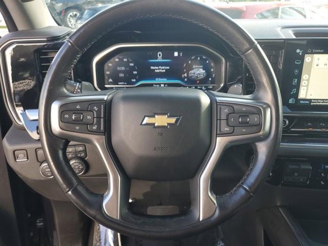 2022 Chevrolet Silverado 1500 2WD Crew Cab Short Bed LTZ