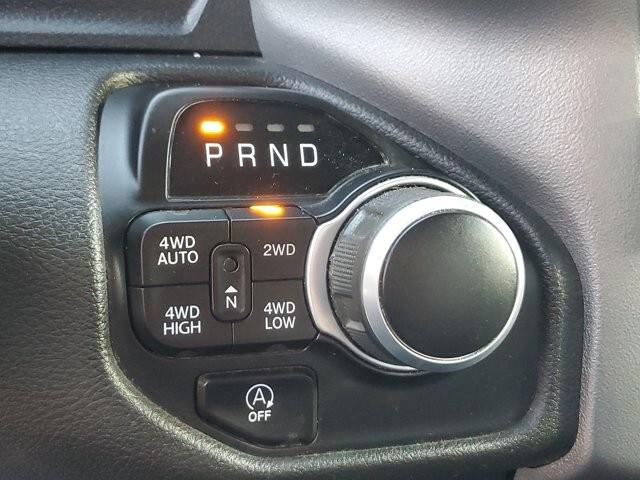 2022 Ram 1500 Big Horn Crew Cab 4x4 5'7" Box