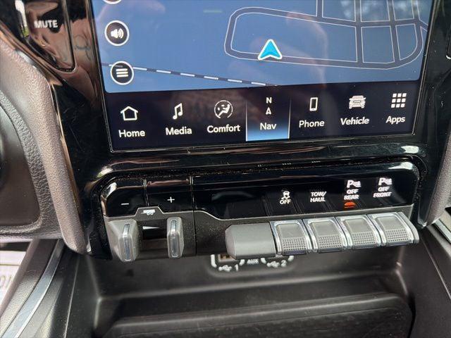 2023 Ram 1500 Laramie Crew Cab 4x4 5'7" Box