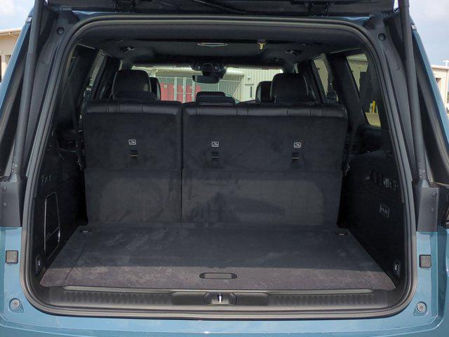 2026 Jeep Grand Wagoneer L 4x4