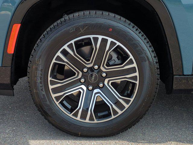 2026 Jeep Grand Wagoneer L 4x4