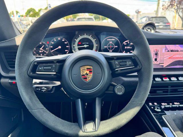 2024 Porsche 911 Carrera GTS