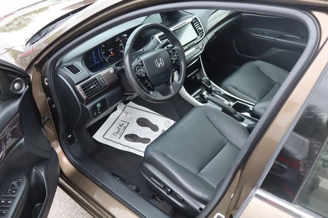 2017 Honda Accord Hybrid EX-L