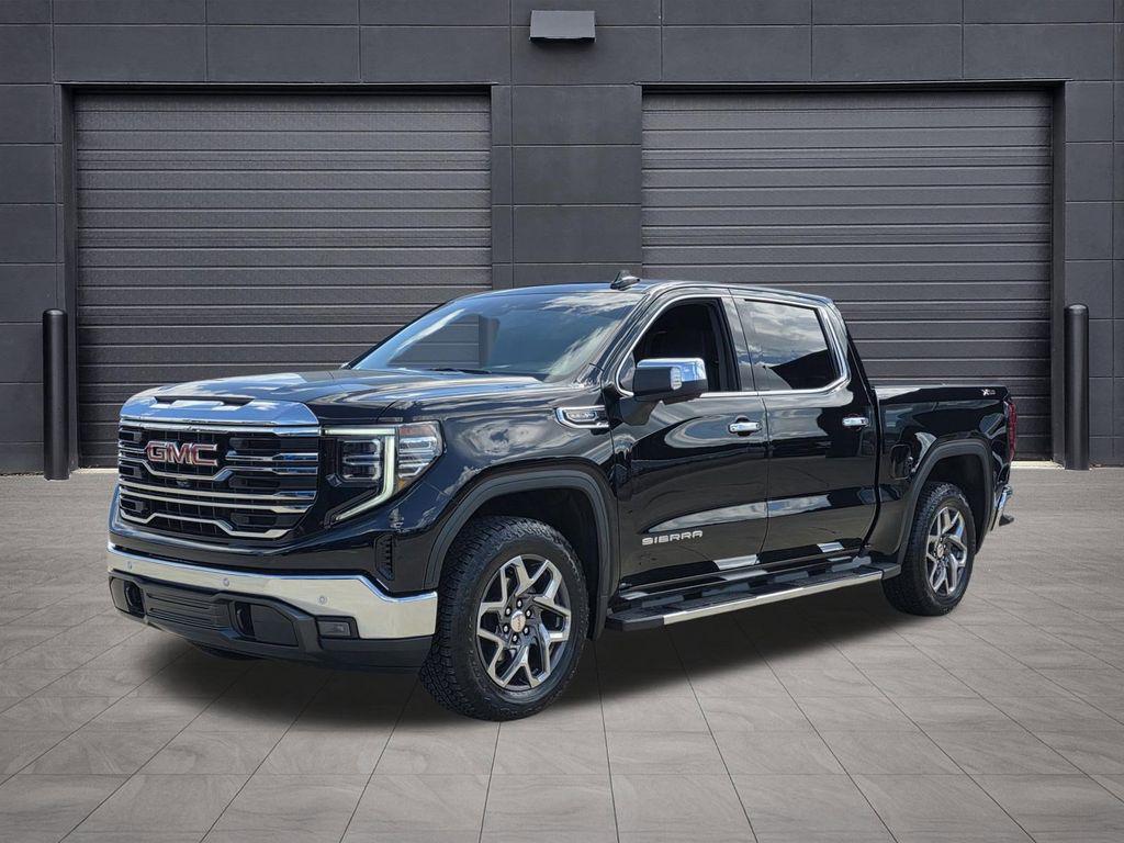 2024 GMC Sierra 4WD Crew Cab Short Box SLT's photo