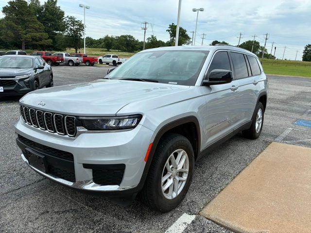 2023 Jeep Grand Cherokee L Laredo 4x2