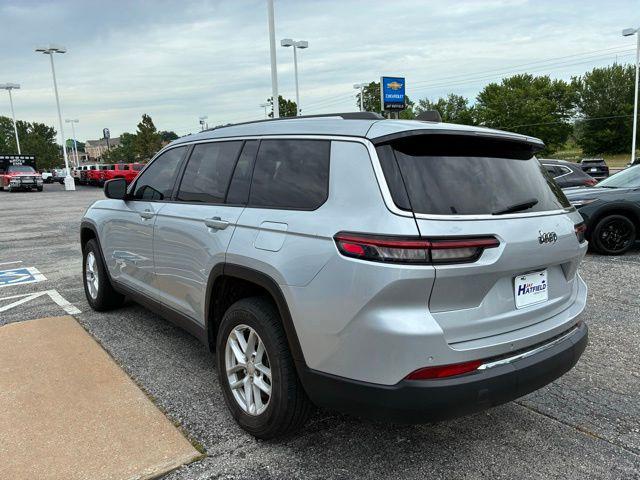 2023 Jeep Grand Cherokee L Laredo 4x2
