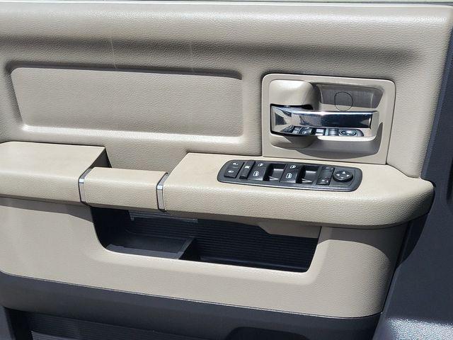 2010 Dodge Ram 1500 SLT/Sport/TRX