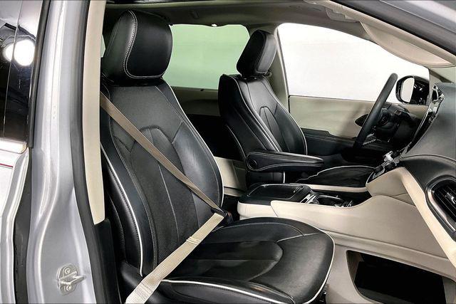 Used 2024 Chrysler Pacifica Limited For Sale in Millington, TN