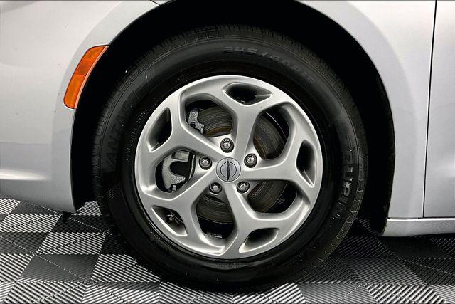 Used 2024 Chrysler Pacifica Limited For Sale in Millington, TN