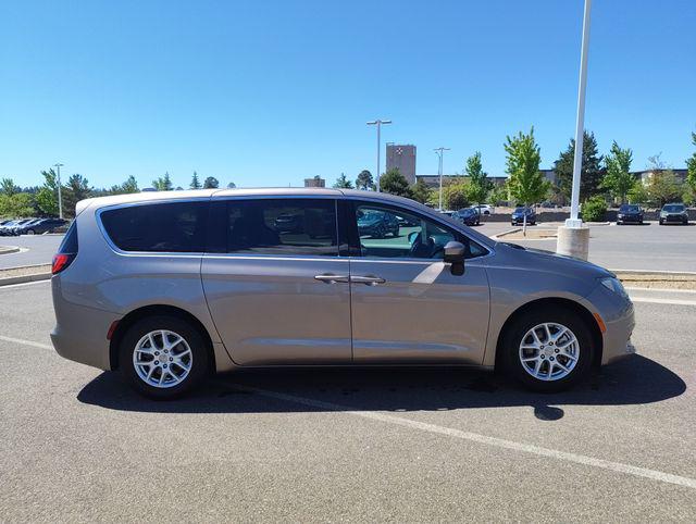 2017 Chrysler Pacifica LX