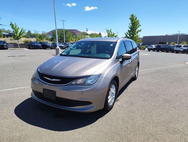 2017 Chrysler Pacifica LX