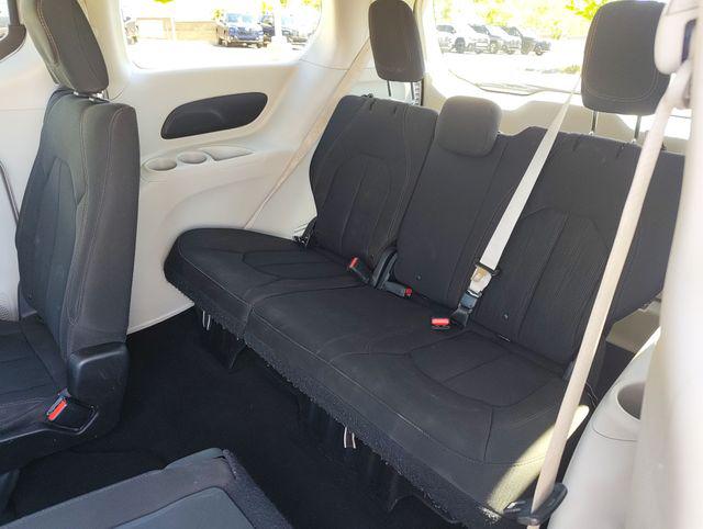 2017 Chrysler Pacifica LX